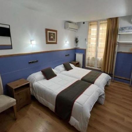 Pensión Irune by Vivere Stays San Sebastián Eksteriør bilde