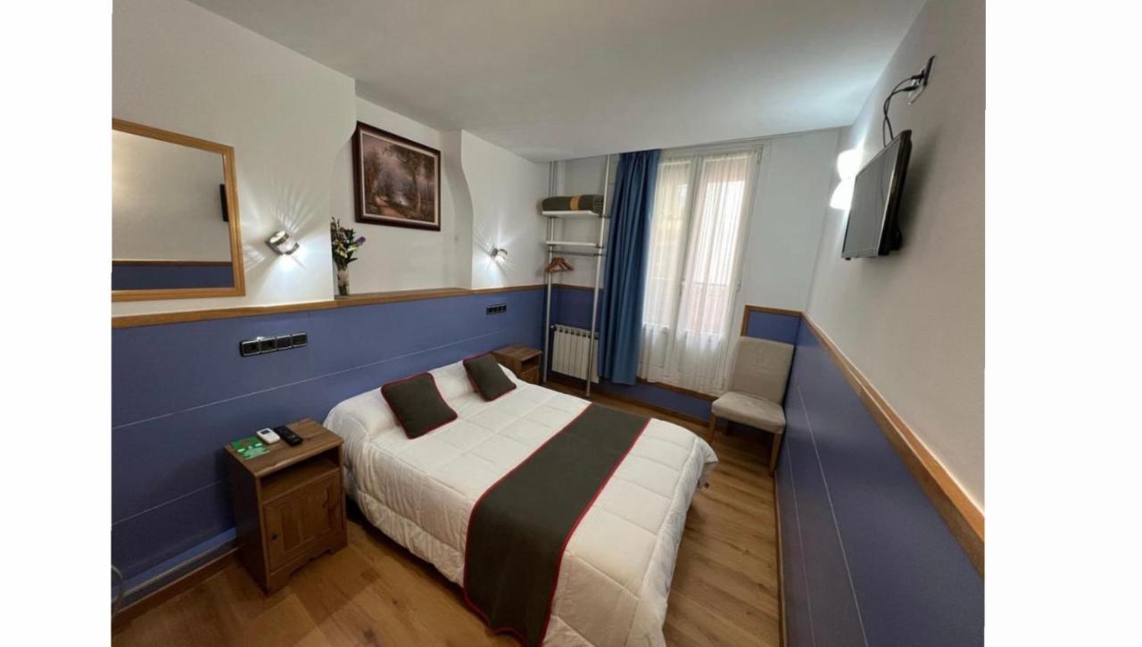 Pensión Irune by Vivere Stays San Sebastián Eksteriør bilde