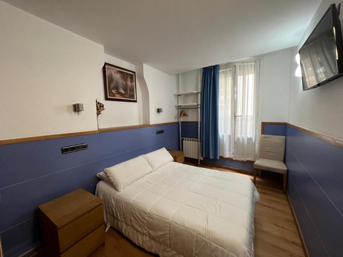 Pensión Irune by Vivere Stays San Sebastián Eksteriør bilde